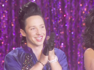 Illustration for article titled Johnny Weir Gets Kissed On RuPaul's Drag Race